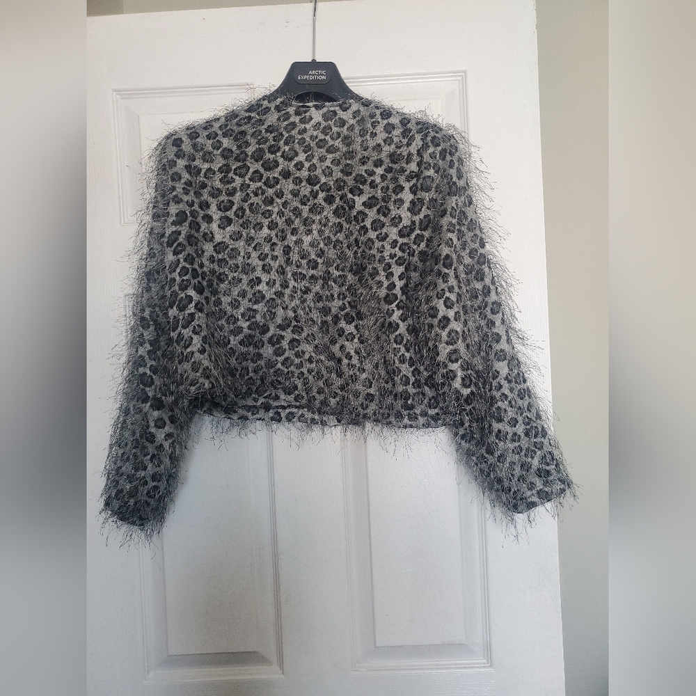 ConditionGreat preowned vintage condition. Normal light fuzziness from the text